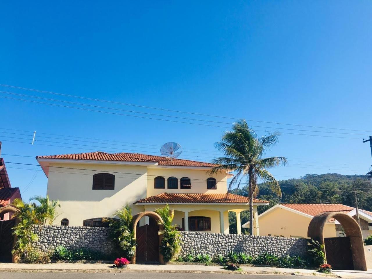 Villa Casa Em Águas de Lindóia Exterior foto